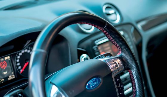 volant-tableau-de-bord-ford